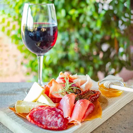 אתר קמפינג La Liccia - Camping&village סנטה טרזה גאיורה